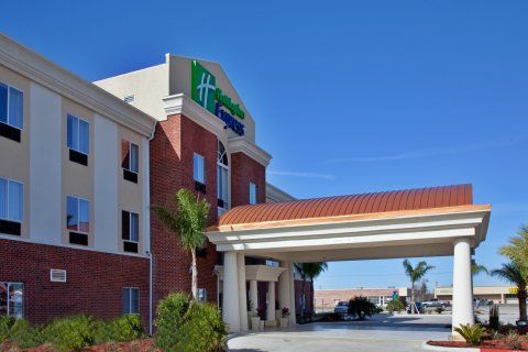 Holiday Inn Express Eunice Exterior photo